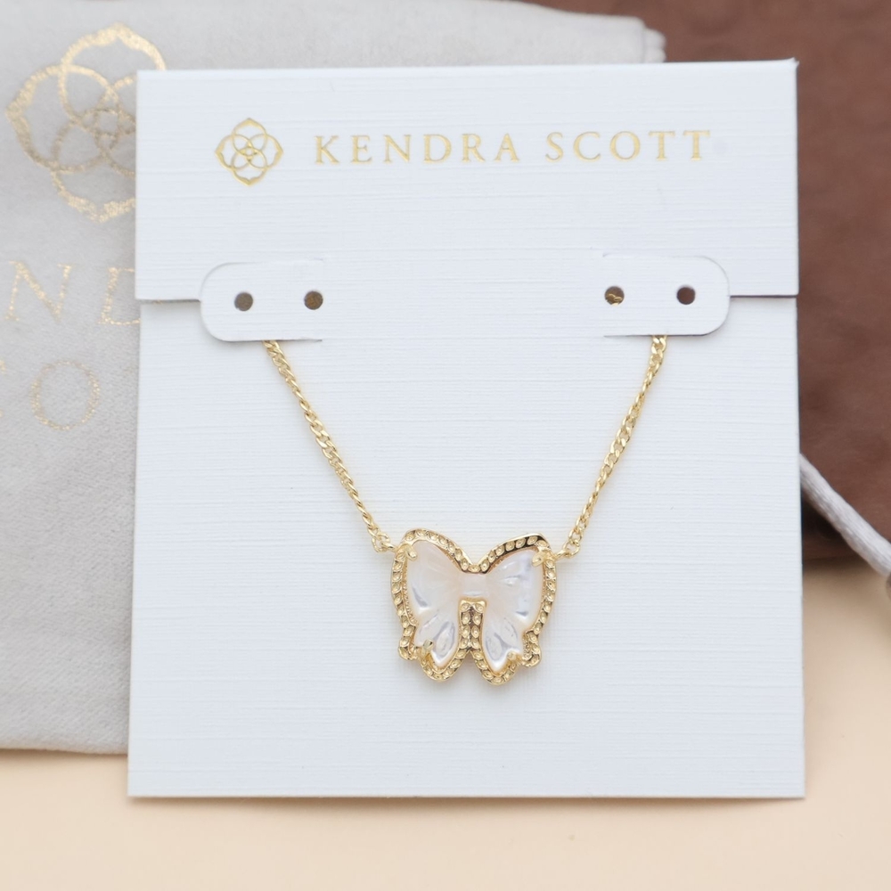 Kendra Scott Haley Bow Gold Necklace Ivory Mother-of-Pearl